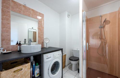 Saint-Laurent-en-Grandvaux Appartement | Le Ptit Bois - Piscine partagée
