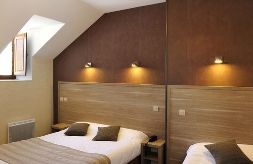 Richelieu Hôtel | Le Puits Doré – Hôtel Restaurant Logis