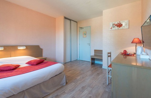 Vic-en-Bigorre Hôtel | Le Réverbère - La Cuisinerie - L'Hôtellerie