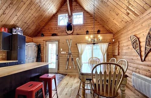 Saint-Gabriel-de-Rimouski Chalet De Ski | Le Refuge au Mont Comi