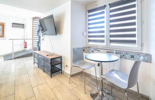 Saint-Geoire-en-Valdaine Appartement | Le Refuge de Valdaine - Joli studio climatisé