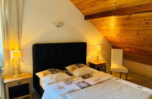 Le Glaizil Lit Et Petit-Déjeuner | Le Rocher des Ducs, vue sur montagne, abris voitures et motos