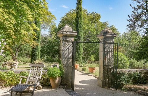 Grignan Maison | Le Roset, propriété avec piscine et jardin, vue sur le château de Grignan