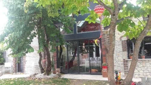 Saint-Maurice-le-Vieil Lit Et Petit-Déjeuner | Le Rouge & Blanc