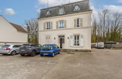 Saint-Vrain Appartement | Le Saint-Caprais - Studio à 30min d'Orly