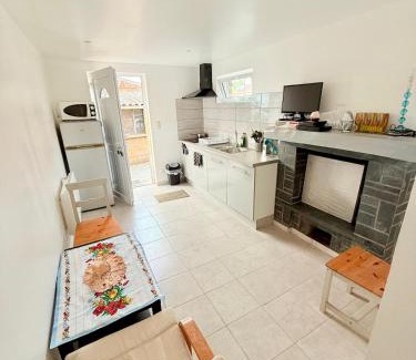 Mons Appartement | Le Sanctuaire d'Emilie
