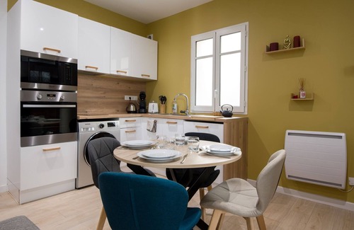 Rochefort Appartement | Le Scalaire, T2 de haut standing hypercentre Rochefort, arrivée autonome