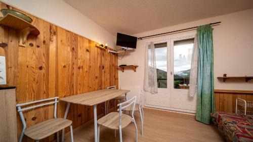 Allos Appartement | LE SCHUSS 5 - 28 Studio cabine 4 pers