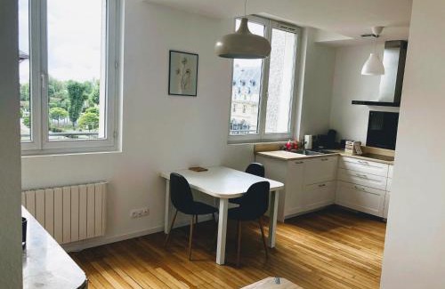 Chalons-en-Champagne Appartement | Le seize - parking privé