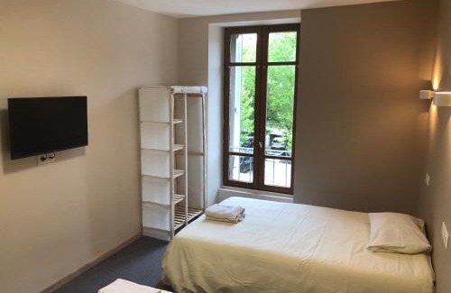 Saint-Geniez-d'Olt Hôtel | LE SENT-GINIEIS