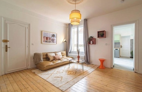 Reims Appartement | Le Seventies - Exceptional 4 rooms & billiards