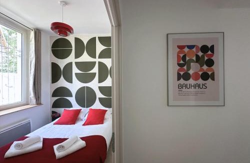 Lons Appartement | Le Seventy's, T3 vintage avec jardin