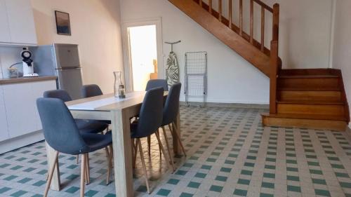 Autun Appartement | Le sillage de Balthus