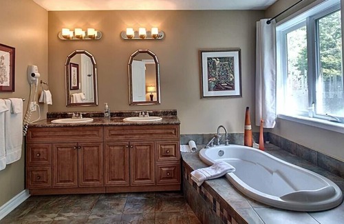 Cheneville Chalet De Ski | Le Simonet - SPA et plage