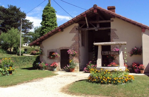 Saint-Etienne-du-Bois Maison | Le Soleil Levant - SAINT-ETIENNE-DU-BOIS