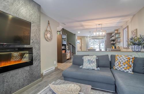 Saint-Faustin-Lac-Carre Appartement | Le Sous-Bois 1322 Billard et Spa