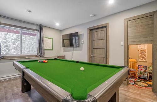 Saint-Faustin-Lac-Carre Appartement | Le Sous-Bois 1322 Billard et Spa