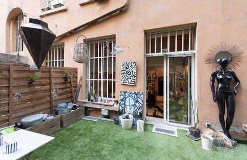 Boucle - Gros Caillou Appartement | LE SOYEUX - T3 avec terrasse à la Croix Rousse