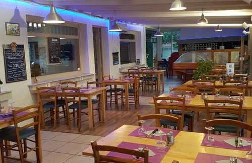 Beaumont-sur-Leze Hôtel | LE SPORTING