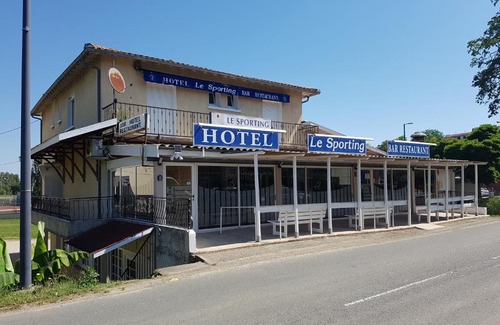 Beaumont-sur-Leze Hôtel | LE SPORTING