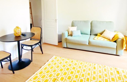 Deols Appartement | Le Studio Design ⸱ Stationnement gratuit ⸱ Fibre