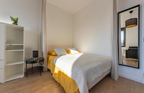 Castelsarrasin Appartement | Le studio Sicre proche commdités parking facile