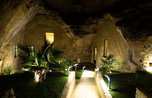 Doue-la-Fontaine Appartement | Le temps suspendu, Nuit sous la roche & jacuzzi