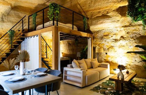Doue-la-Fontaine Appartement | Le temps suspendu, Nuit sous la roche & jacuzzi