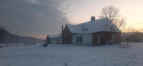 Charleval Maison | Le Thuit - F2 Plain pied tout équipé à la ferme
