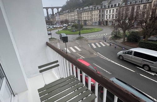 Morlaix Appartement | Le tiamo, studio à Morlaix avec vue sur le port et viaduc