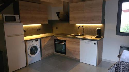 Saint-Pierre-dels-Forcats Appartement | Le Toit du Cambre d'Aze