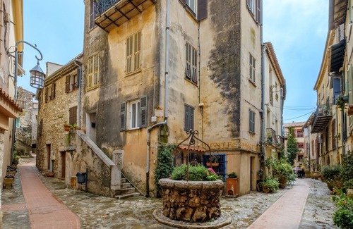 La Turbie Appartement | Le Turbiasque - apt climatisé - 500m de la plage