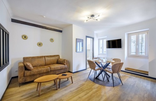 La Turbie Appartement | Le Turbiasque - apt climatisé - 500m de la plage