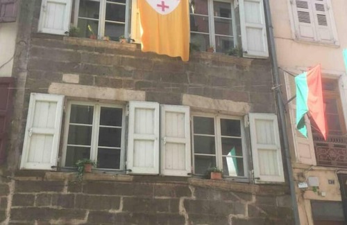 Le Puy-en-Velay Appartement | Le Vélo Rouge, appartement au coeur de la vieille ville