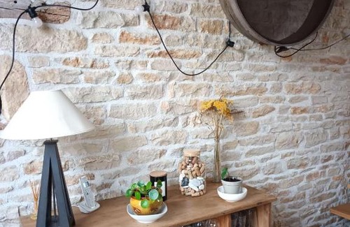 Massilly Lit Et Petit-Déjeuner | Le Verger de Massilly