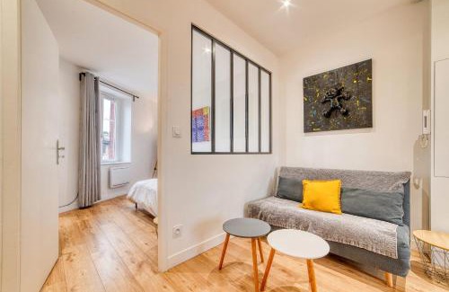 Tassin-la-Demi-Lune Appartement | Le Victor Hugo - T2 cosy Horloge-Tassin