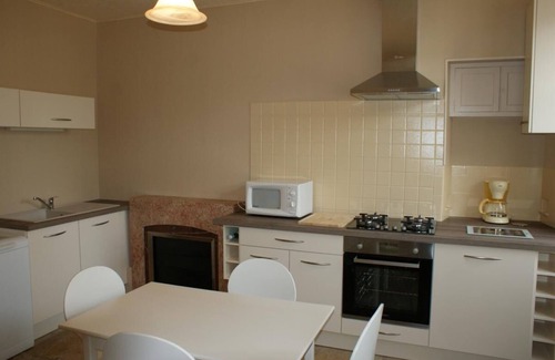 Polisot Maison | Le Village - POLISOT