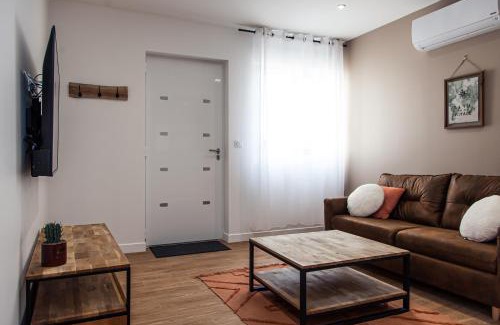 Chateauroux Appartement | Le Vintage- Gare/centre, tout équipé, refait à neuf, climatisation