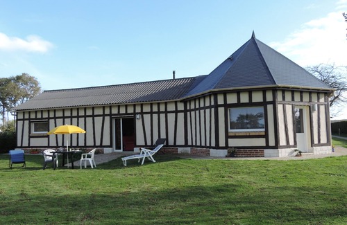 Eletot Cottage | LE VIVIER NORMAND. Gîte 2 étoiles label "Hébergement Pêche". Confort et calme