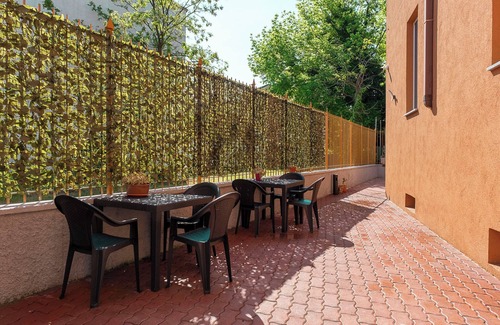 Milan Appartement | Leader Apartments 1 - Monzino - Hockey MSG Arena - Linate -