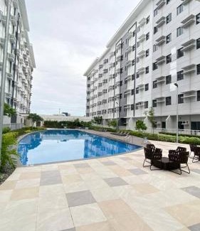 Muntinlupa Appartement | Leaf residences condotel 2bedroom Muntinlupa