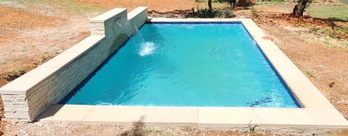 Linden Maison | Leafy home in the heart of Linden with Pool