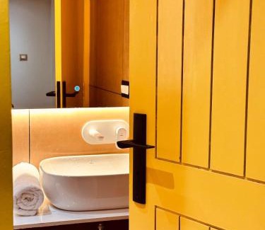 Mahipalpur Extension Appartement | Leafyinn Comfy Loft