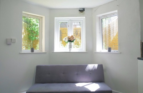 Leamington Spa Appartement | Leamington Spa Gem Cozy Studio Awaits You