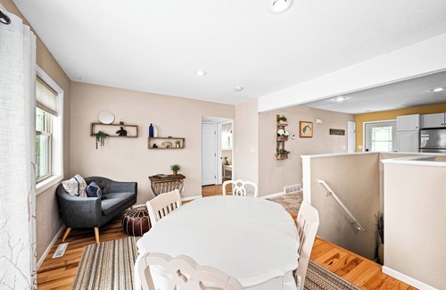 Duluth Maison | Leave it all behind when you stay in this charming Lakefront home on Fish Lake.