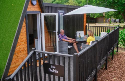 Bumble's Green Station Balnéaire | Lee Valley Sewardstone
