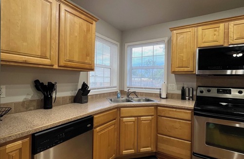 Mountain Home Maison | Legacy Park Retreat: Cozy 3BR Home in a Cul-De-Sac!