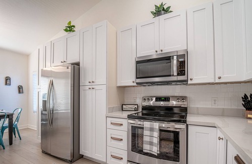 Queen Creek Maison | Legacy Sports Complex! Heated Sparkling Pool. Dog Friendly.