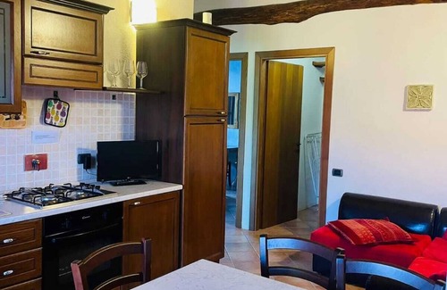 Castelnuovo di Val di Cecina Appartement | Legible Butterfly