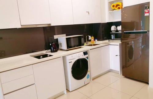 Medini Copropriété | Legoland Happy Wonder Suite/New and Stylish style/ 9pax /100mbs!/